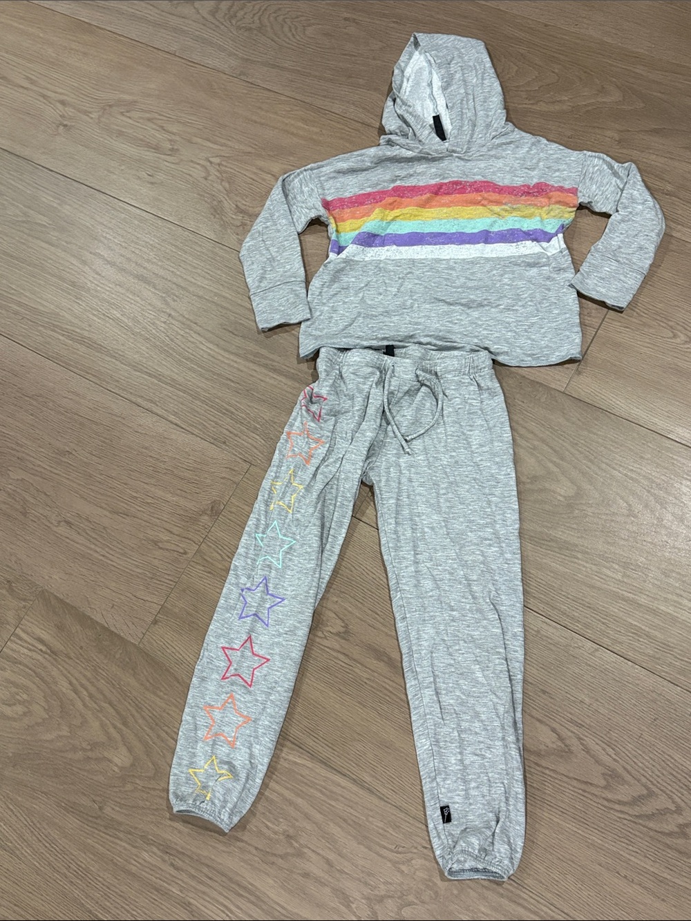 Size 8 Girls' Gray Rainbow Hoodie & Jogger Set - Kids Matching Sets